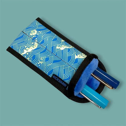 Rickshaw 2 pen coozy sleeve Blue Waves - Fontoplumo