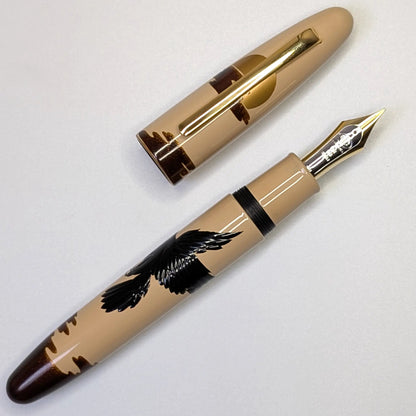 Taccia Shadow Picture Big Crow and Sun fountain pen - Fontoplumo