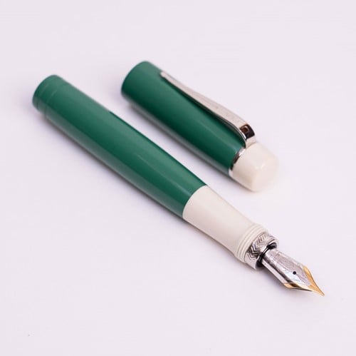 Ulpia 117 Golf fountain pen