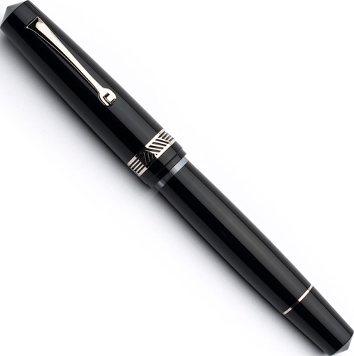 Leonardo Momento Magico Black glossy and rhodium trim fountain pen