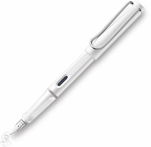 Lamy Safari white fountain pen